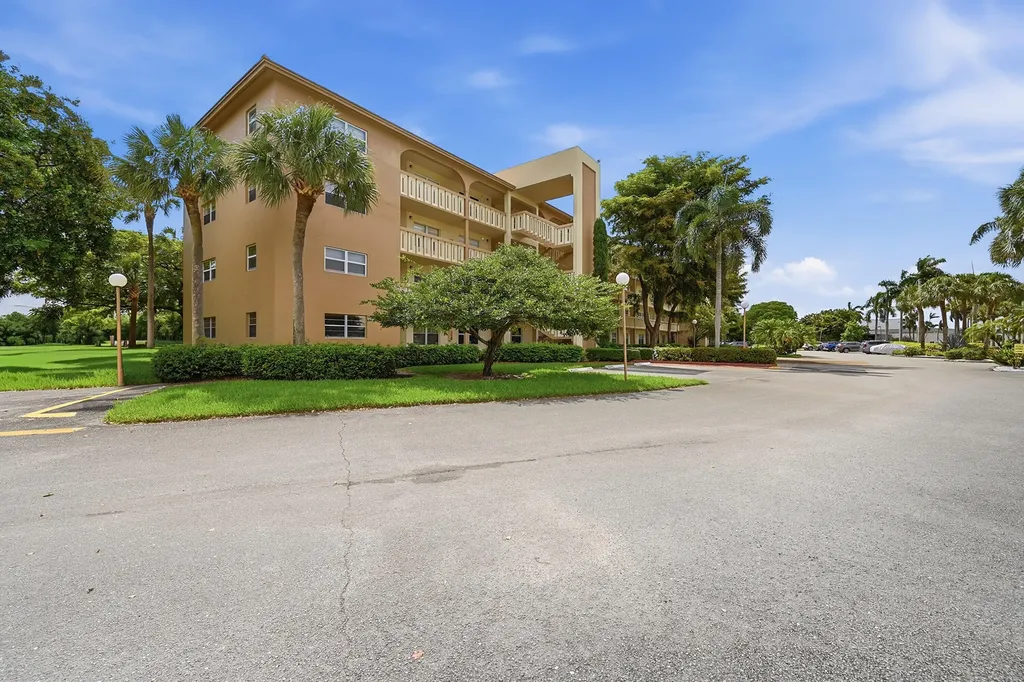 1603 Abaco Drive Coconut Creek FL 33066