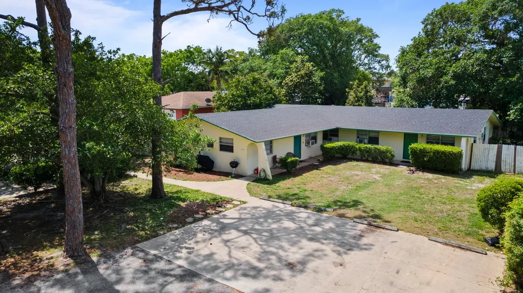 4453 Stevens Road Lake Worth Beach FL 33461