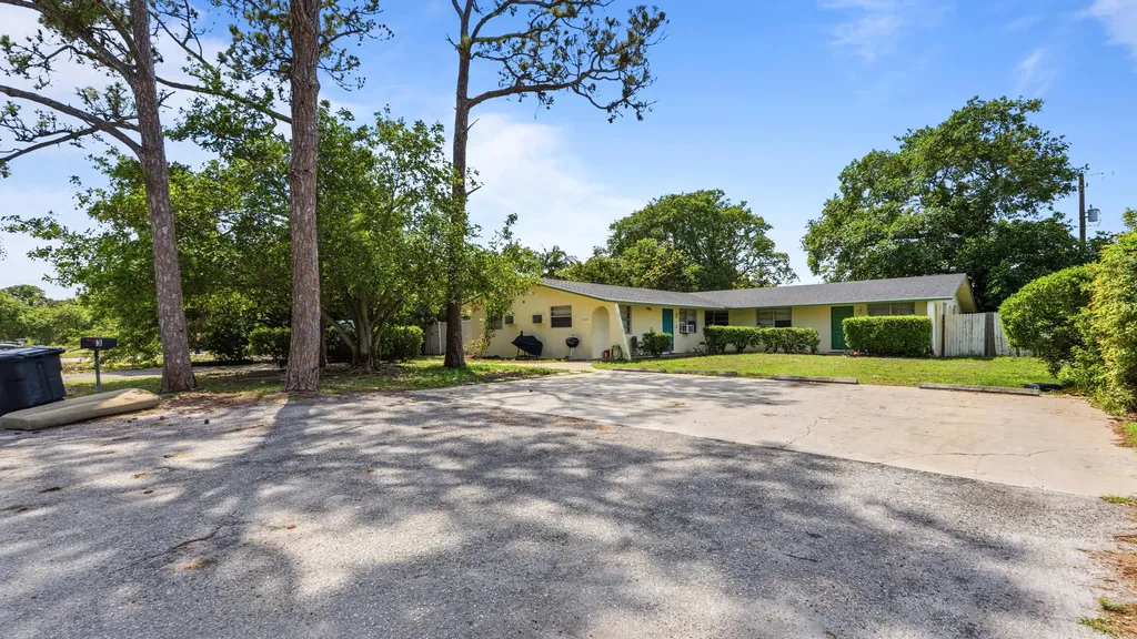 4453 Stevens Road Lake Worth Beach FL 33461