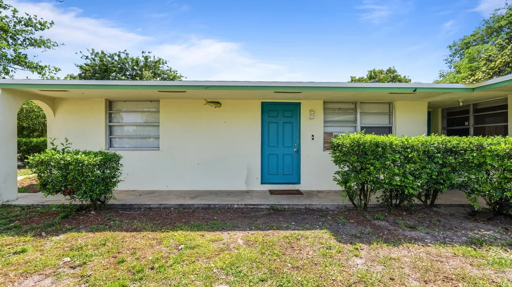 4453 Stevens Road Lake Worth Beach FL 33461