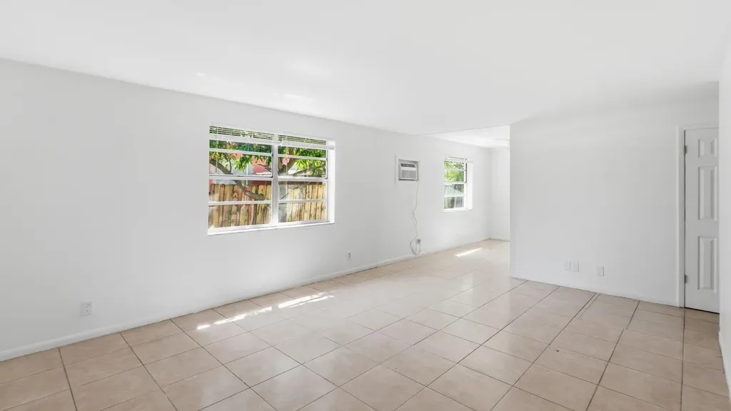 4453 Stevens Road Lake Worth Beach FL 33461