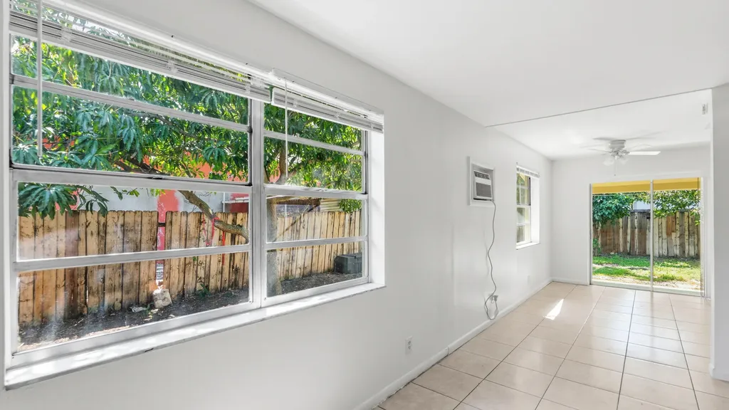 4453 Stevens Road Lake Worth Beach FL 33461