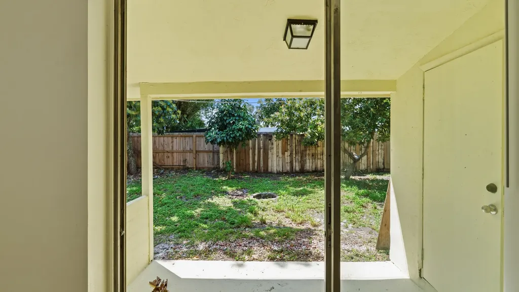4453 Stevens Road Lake Worth Beach FL 33461