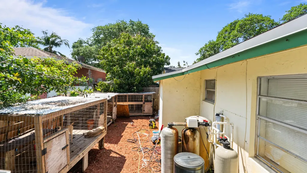 4453 Stevens Road Lake Worth Beach FL 33461