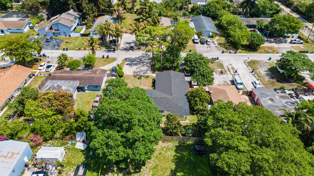4453 Stevens Road Lake Worth Beach FL 33461