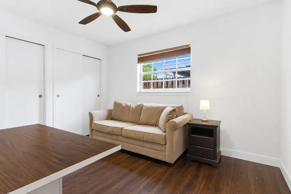 10691 NW 26th Place Sunrise FL 33322