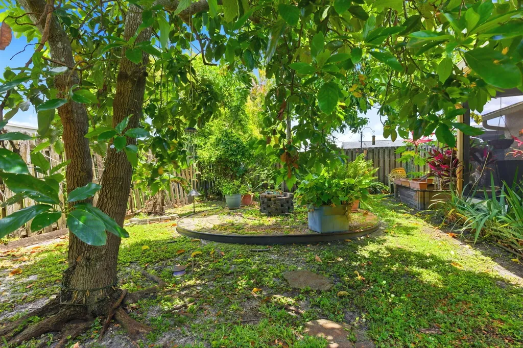 10691 NW 26th Place Sunrise FL 33322