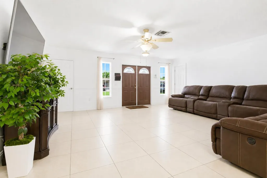 10691 NW 26th Place Sunrise FL 33322