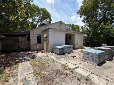 521 48th Street West Palm Beach FL 33407