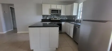 5240 NE 14th Way Fort Lauderdale FL 33334