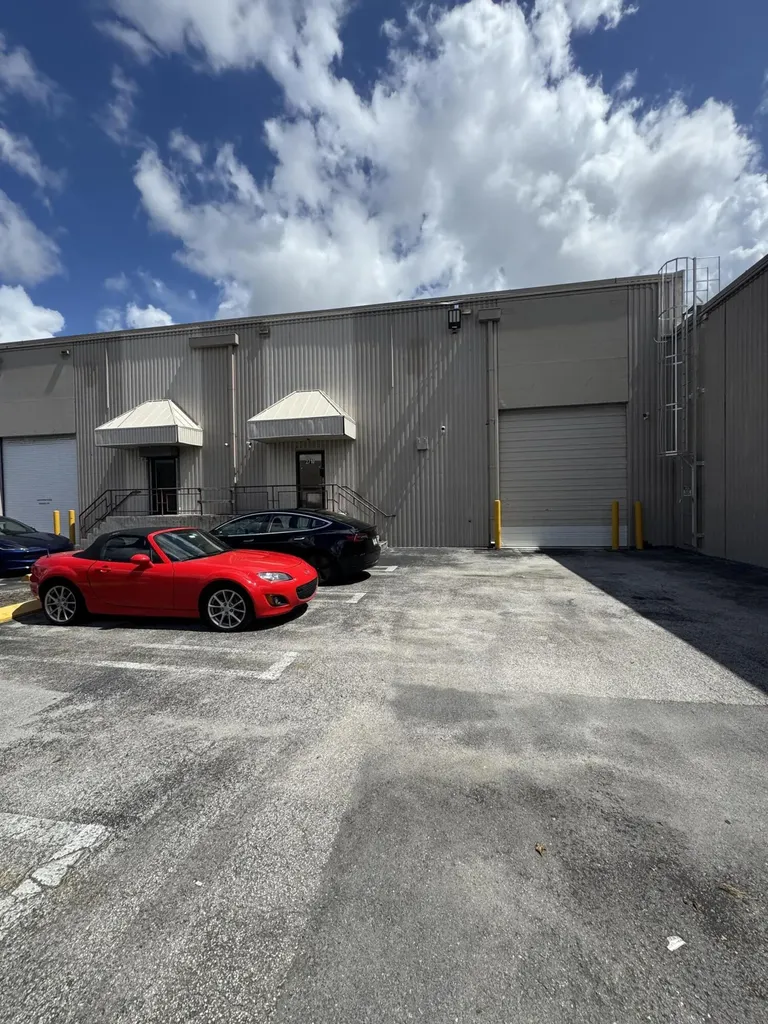2710 NW 72nd Avenue Miami FL 33122