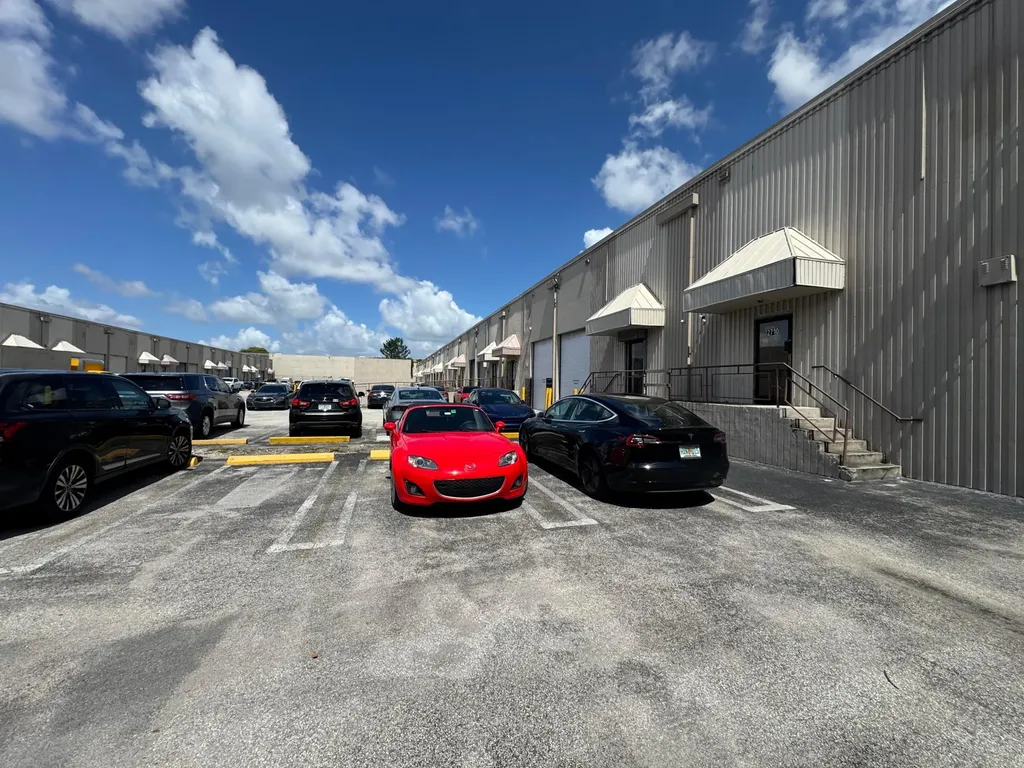 2710 NW 72nd Avenue Miami FL 33122