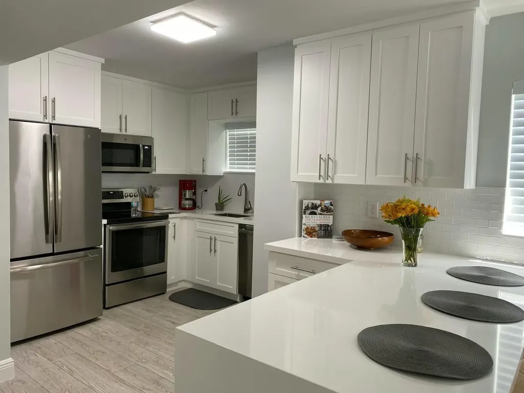 1750 NE 191st Street North Miami Beach FL 33179