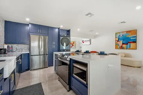 3131 Avenue H E Riviera Beach FL 33404