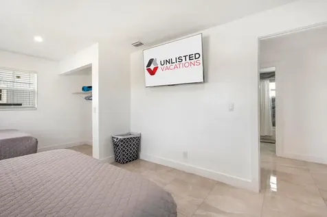 3131 Avenue H E Riviera Beach FL 33404