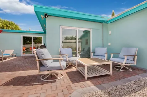 3131 Avenue H E Riviera Beach FL 33404