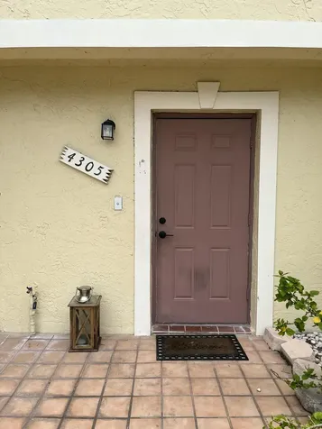 4305 Coral Springs Drive Coral Springs FL 33065
