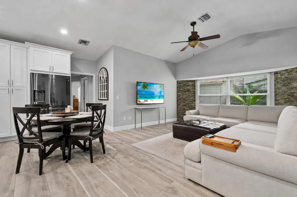 1570 Farmington Avenue Wellington FL 33414