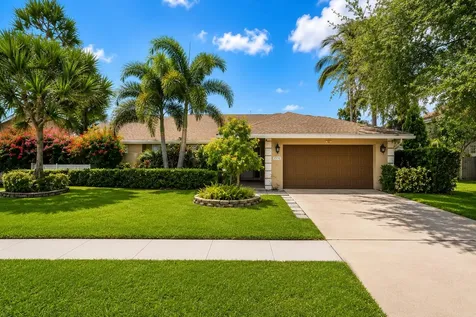 1570 Farmington Avenue Wellington FL 33414