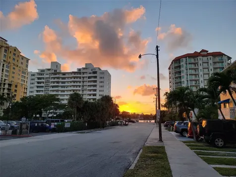 3015 Seville Street Fort Lauderdale FL 33304