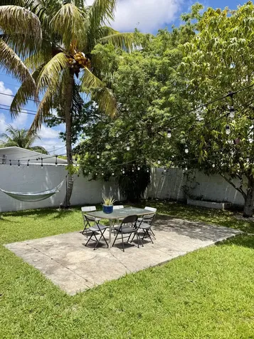 114 SW 57th Court Miami FL 33144