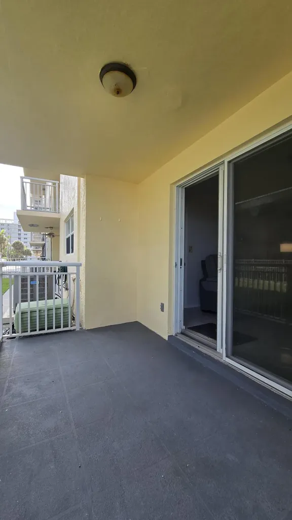 1161 Hillsboro Mile Hillsboro Beach FL 33062