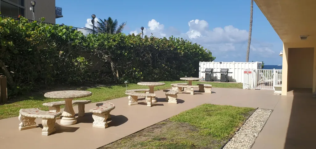 1161 Hillsboro Mile Hillsboro Beach FL 33062