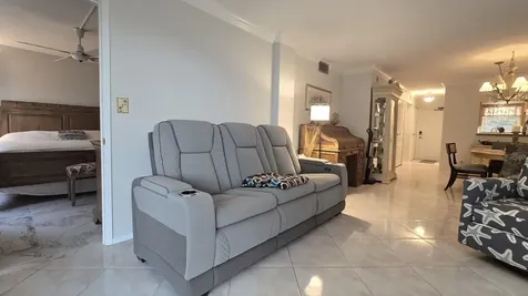 1161 Hillsboro Mile Hillsboro Beach FL 33062