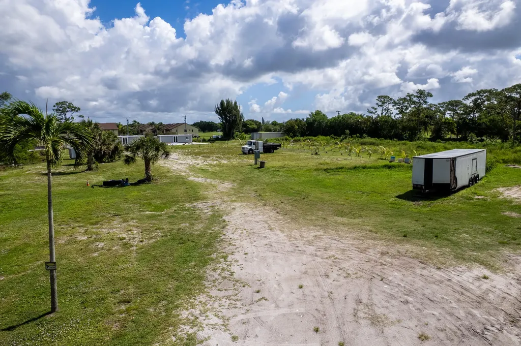 7123 Hidden Gem Lane Lake Worth FL 33467