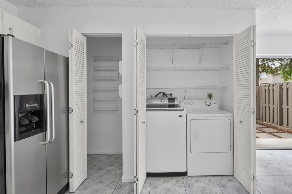 12212 NW 36th Place Sunrise FL 33323