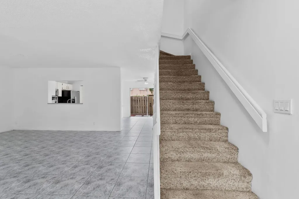 12212 NW 36th Place Sunrise FL 33323