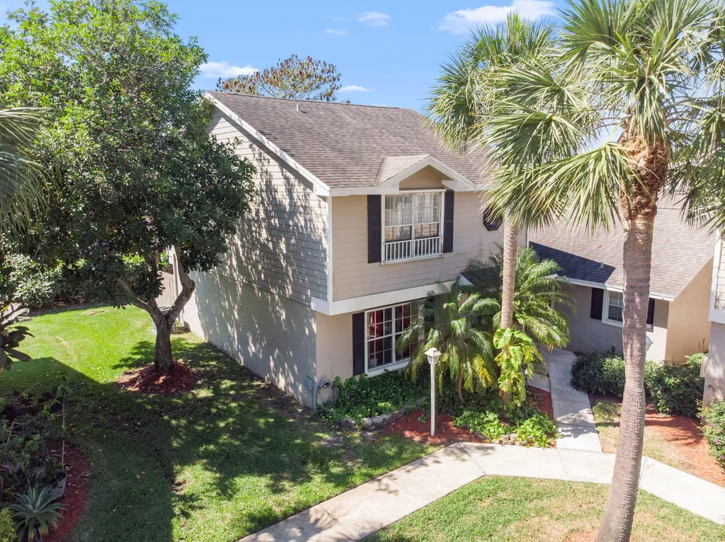 12212 NW 36th Place Sunrise FL 33323