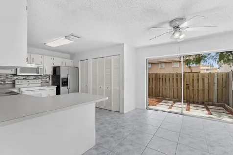 12212 NW 36th Place Sunrise FL 33323