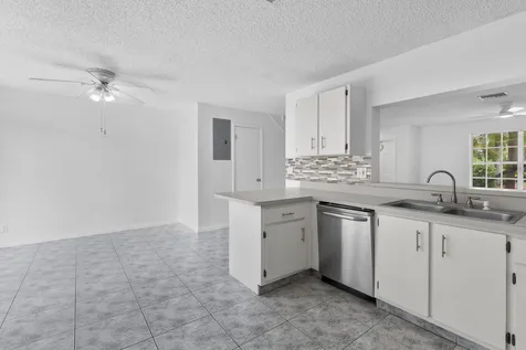 12212 NW 36th Place Sunrise FL 33323