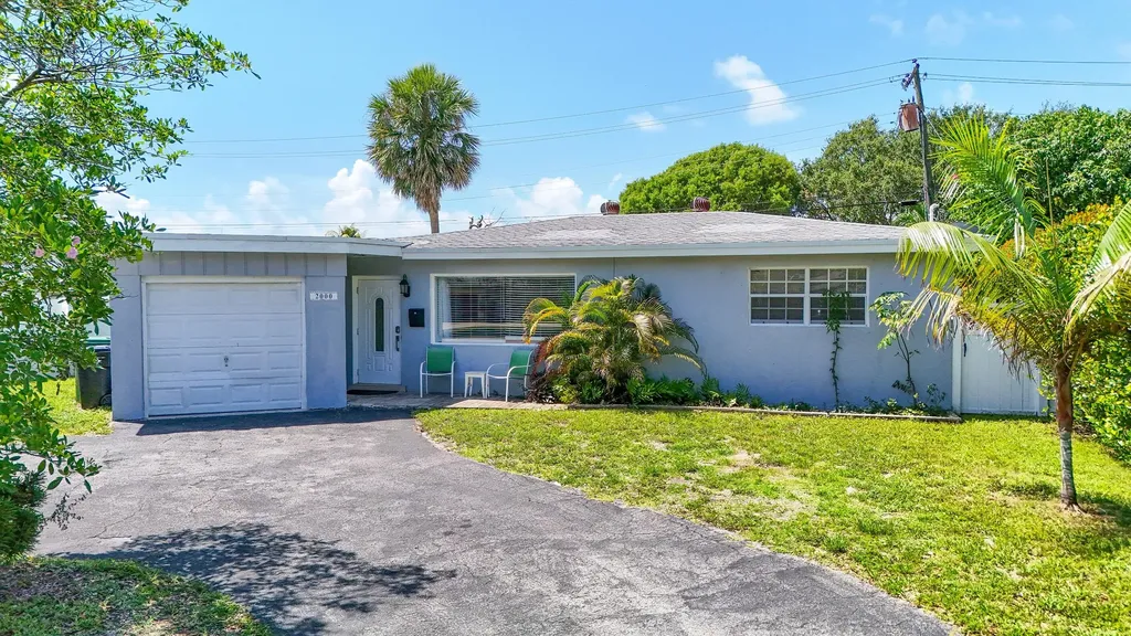 2000 NE 62nd Street Fort Lauderdale FL 33308