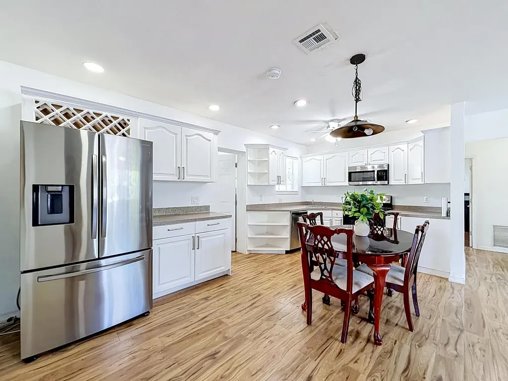2000 NE 62nd Street Fort Lauderdale FL 33308