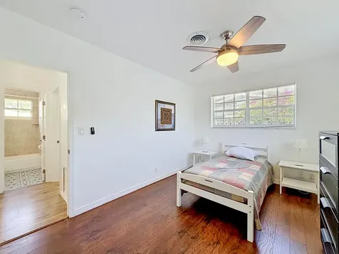 2000 NE 62nd Street Fort Lauderdale FL 33308