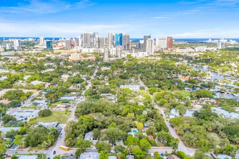 312 SW 12th Avenue Fort Lauderdale FL 33312