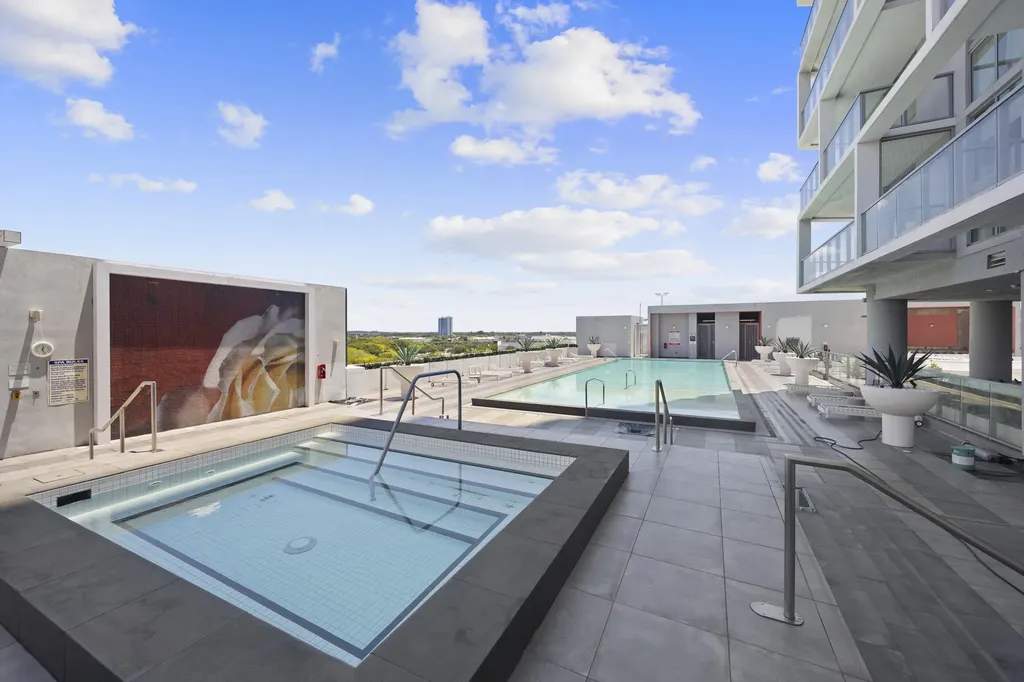 2000 Metropica Way Sunrise FL 33323