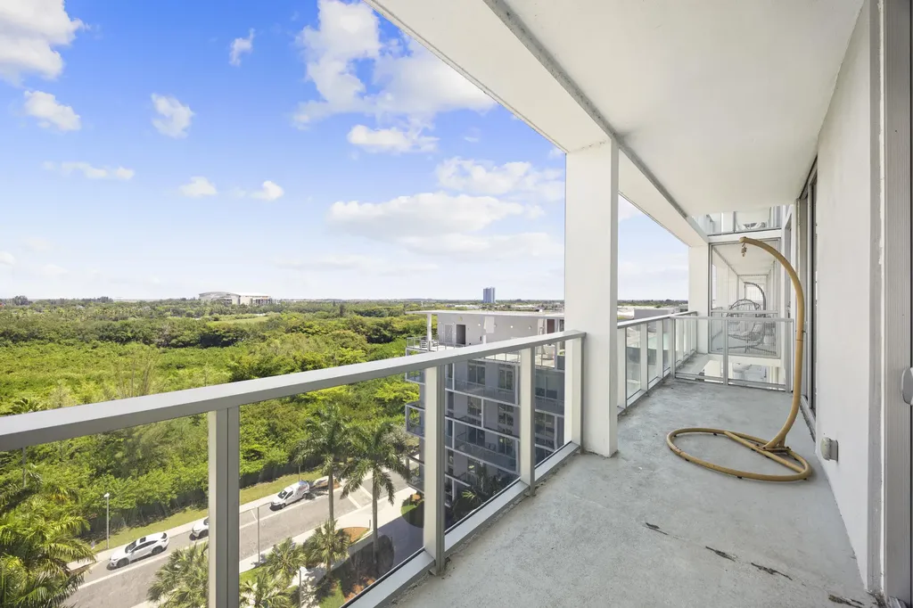 2000 Metropica Way Sunrise FL 33323