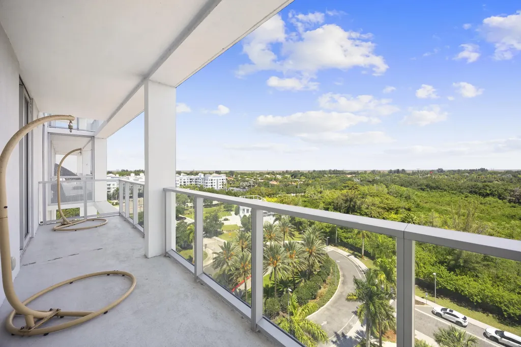 2000 Metropica Way Sunrise FL 33323