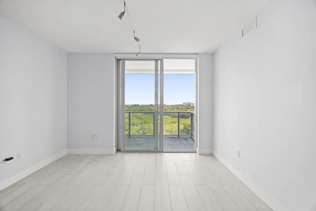 2000 Metropica Way Sunrise FL 33323