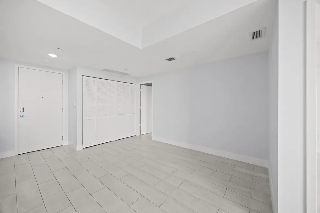 2000 Metropica Way Sunrise FL 33323