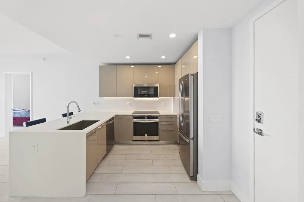 2000 Metropica Way Sunrise FL 33323