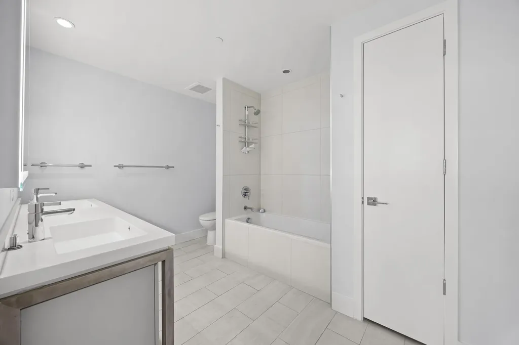 2000 Metropica Way Sunrise FL 33323