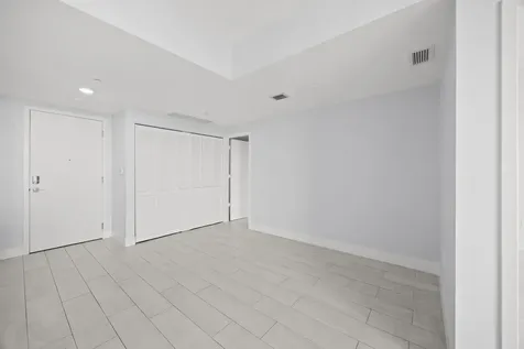 2000 Metropica Way Sunrise FL 33323