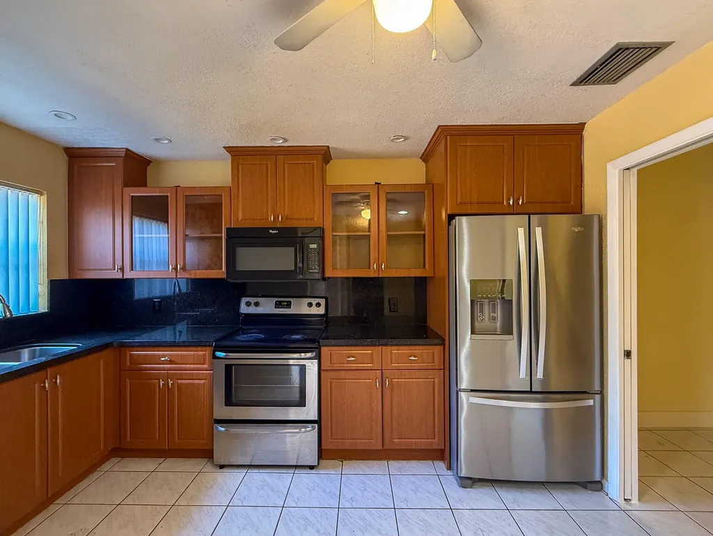 4567 NW 90th Avenue Sunrise FL 33351
