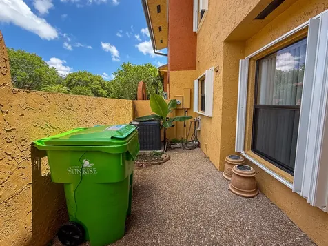 4567 NW 90th Avenue Sunrise FL 33351