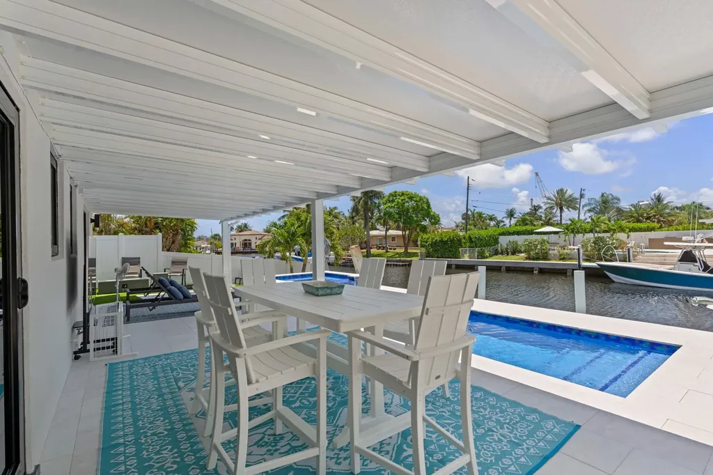 160 SE 12th Court Pompano Beach FL 33060