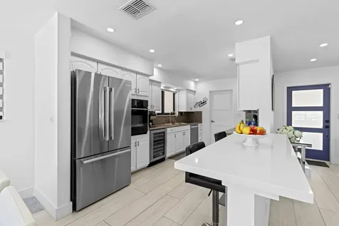 160 SE 12th Court Pompano Beach FL 33060